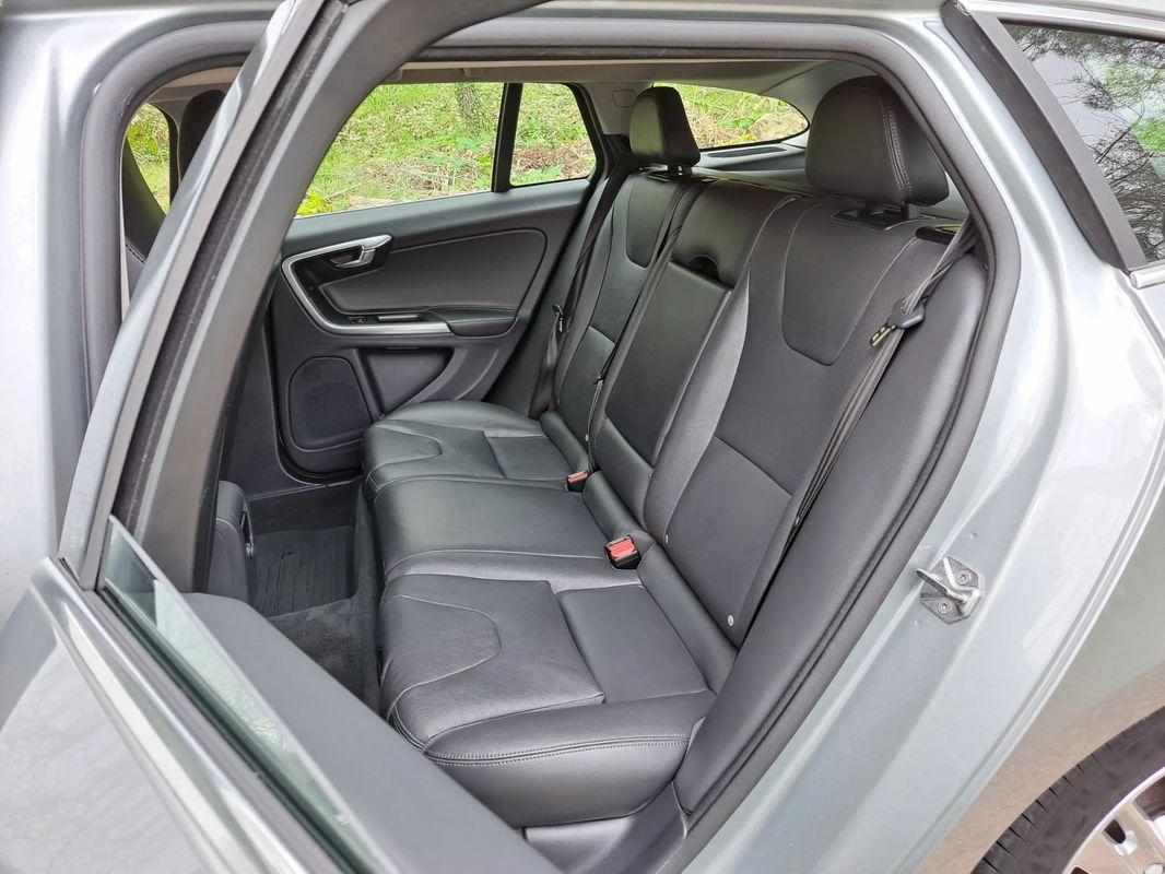 volvo-v60-2017-diesel-1969cc
