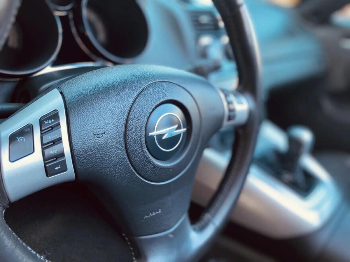 opel-gt-2010-gasolina-1998cc