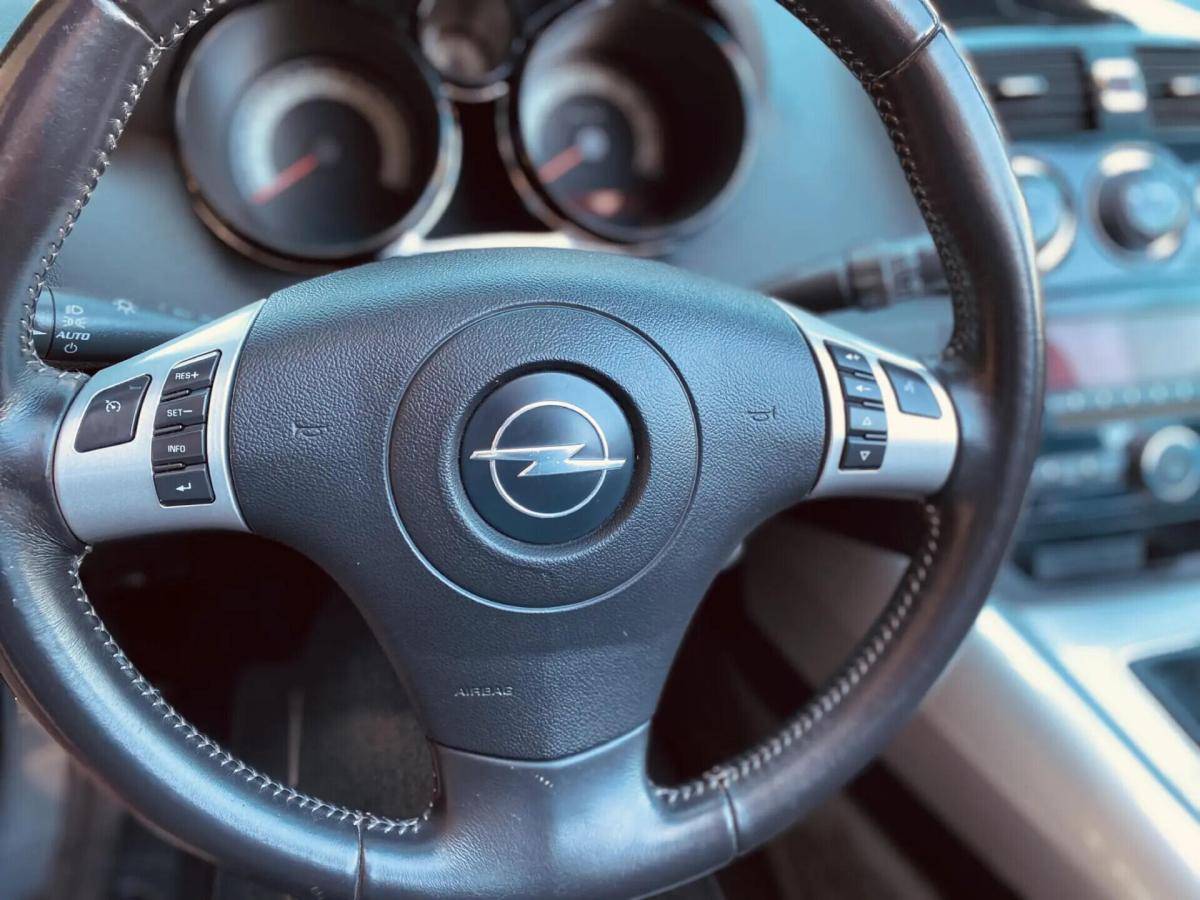 opel-gt-2010-gasolina-1998cc