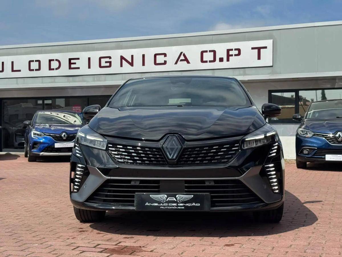 renault-clio-2025-hibrido-a-gasolina-1598cc