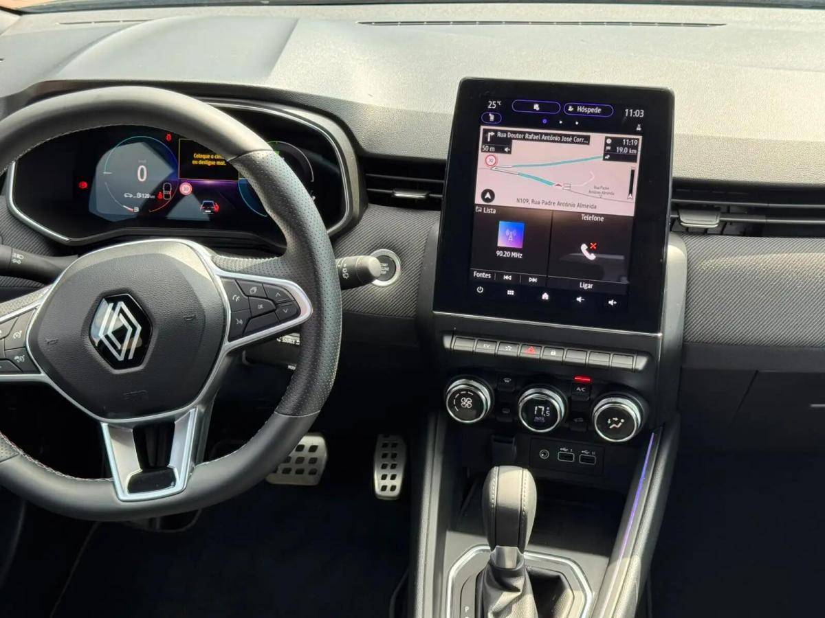 renault-clio-2025-hibrido-a-gasolina-1598cc