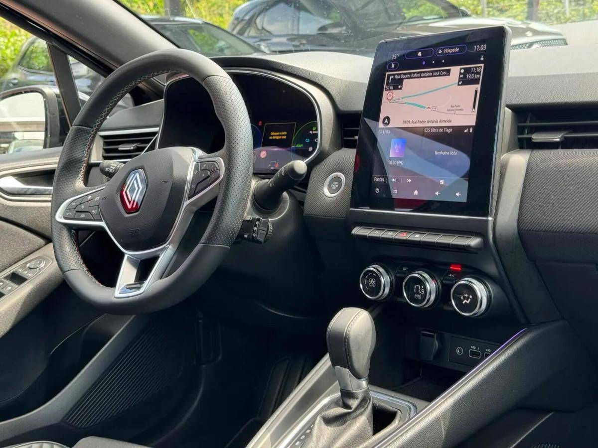 renault-clio-2025-hibrido-a-gasolina-1598cc