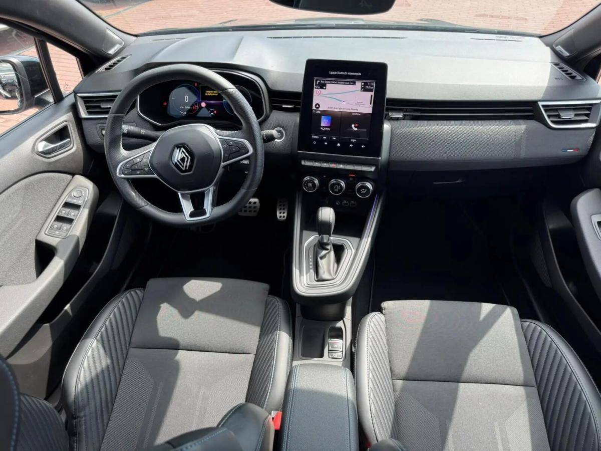 renault-clio-2025-hibrido-a-gasolina-1598cc