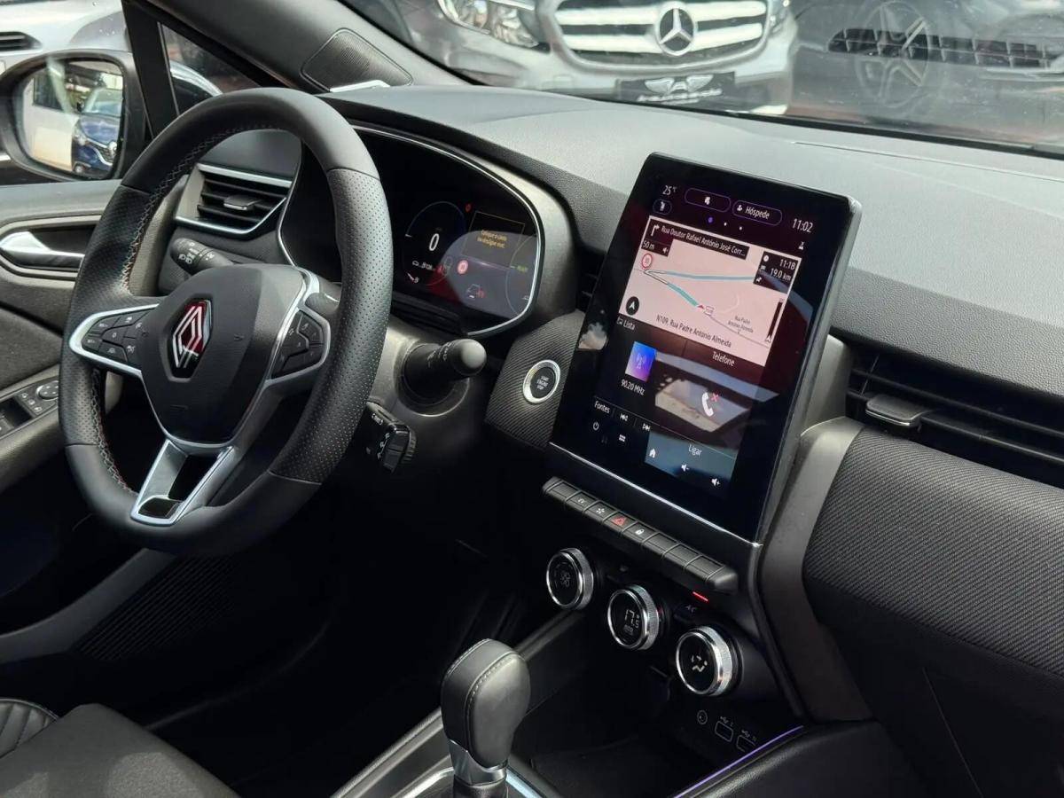 renault-clio-2025-hibrido-a-gasolina-1598cc