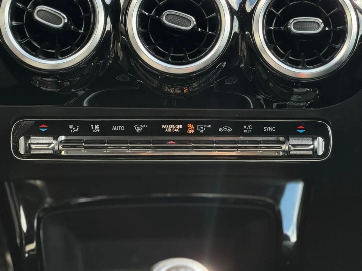 mercedes-benz-classe-a-a-180-2020-gasolina-1332cc