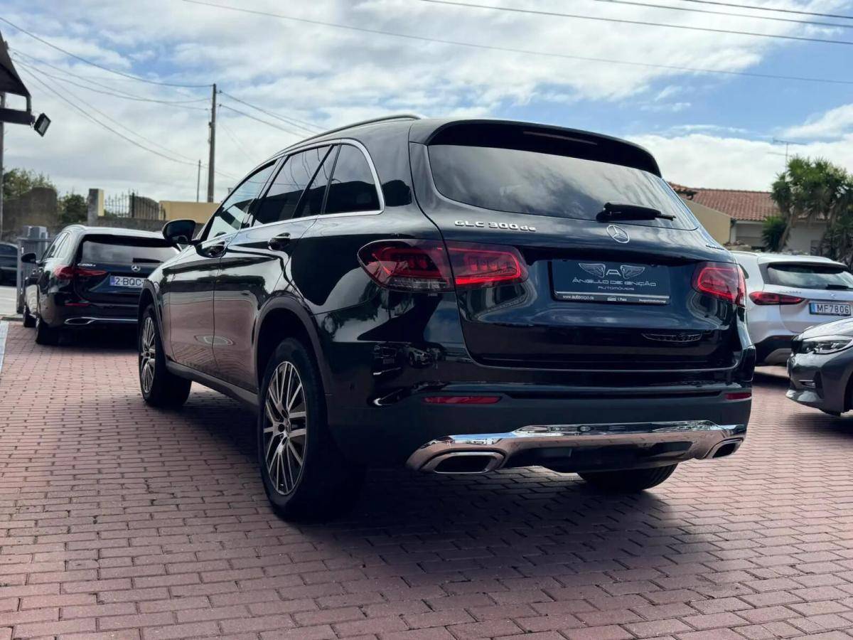 mercedes-benz-glc-300-de-4matic-2022-hibrido-a-diesel-1950cc