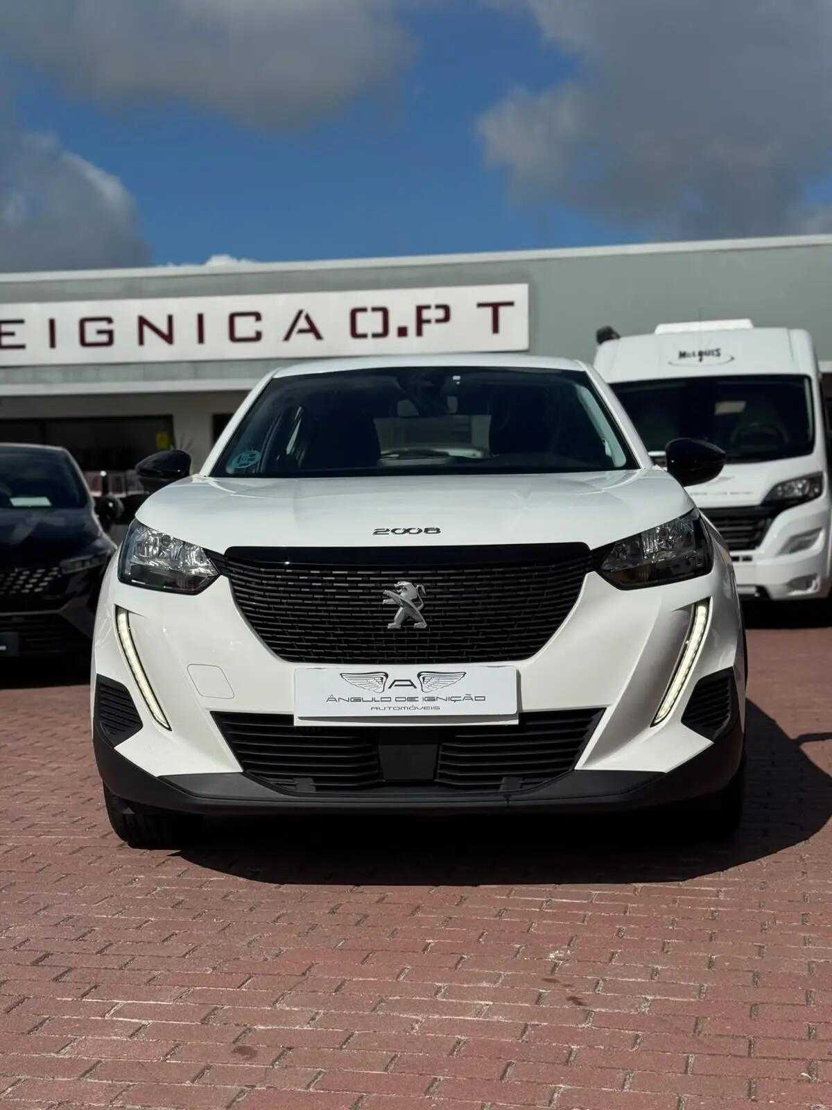 peugeot-2008-2022-diesel-1499cc