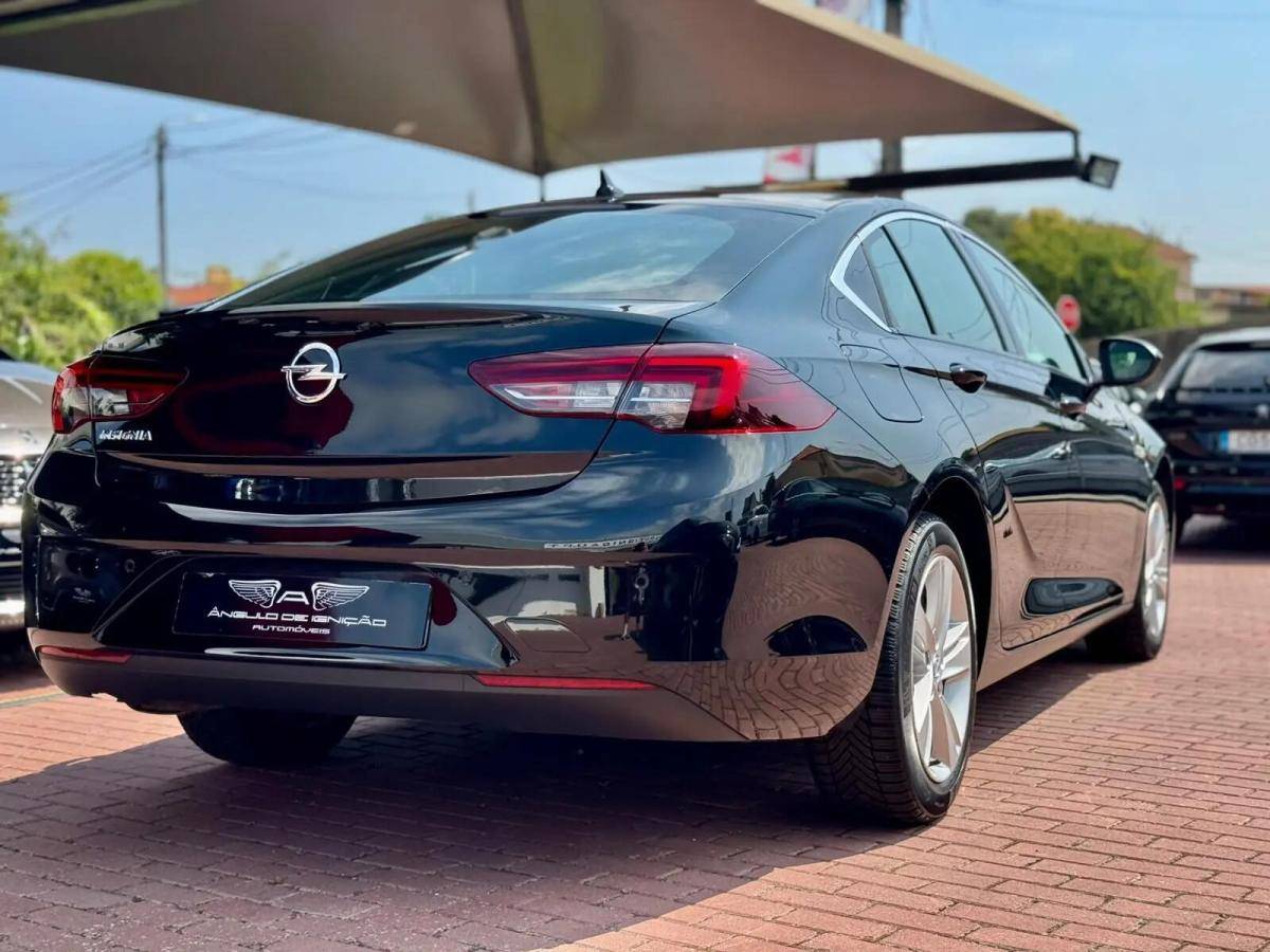 opel-insignia-grand-sport-2022-diesel-1496cc