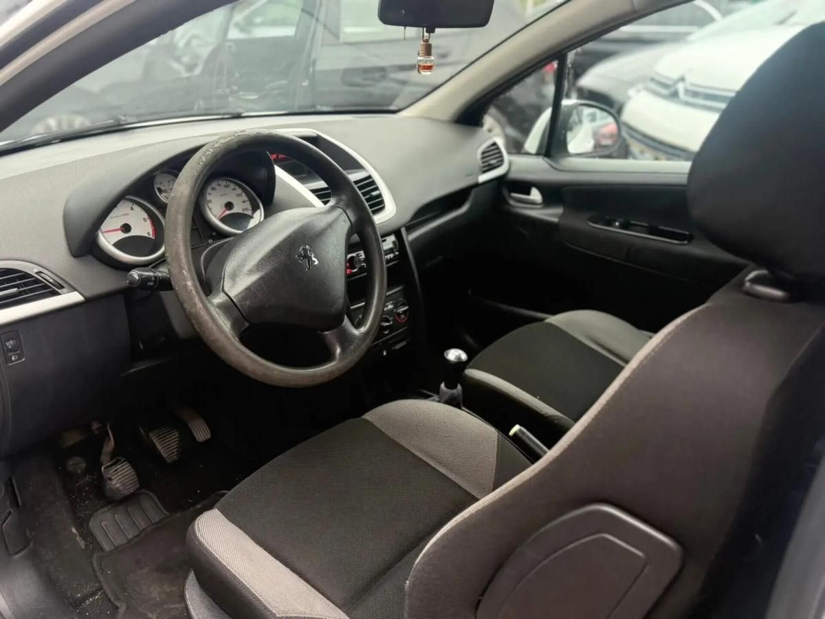 peugeot-207-2009-diesel-1398cc