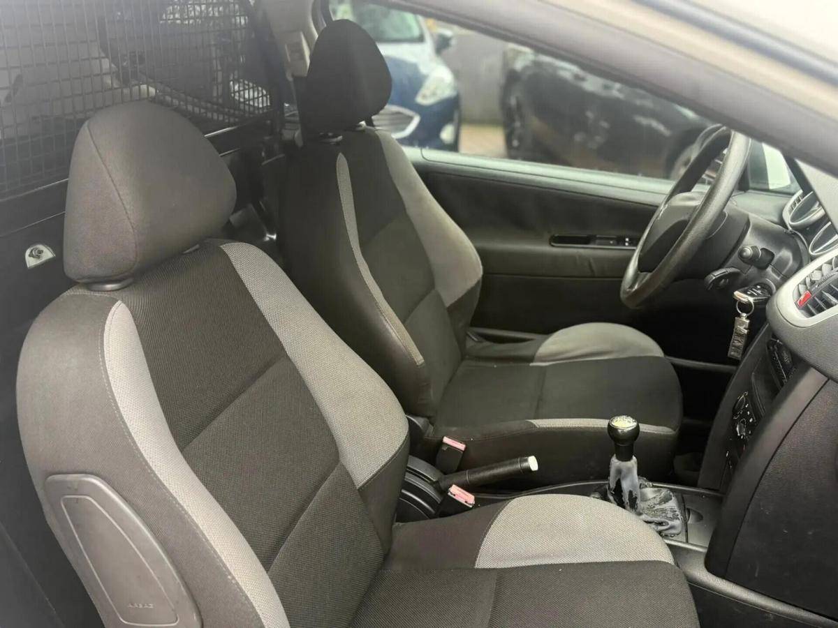 peugeot-207-2009-diesel-1398cc