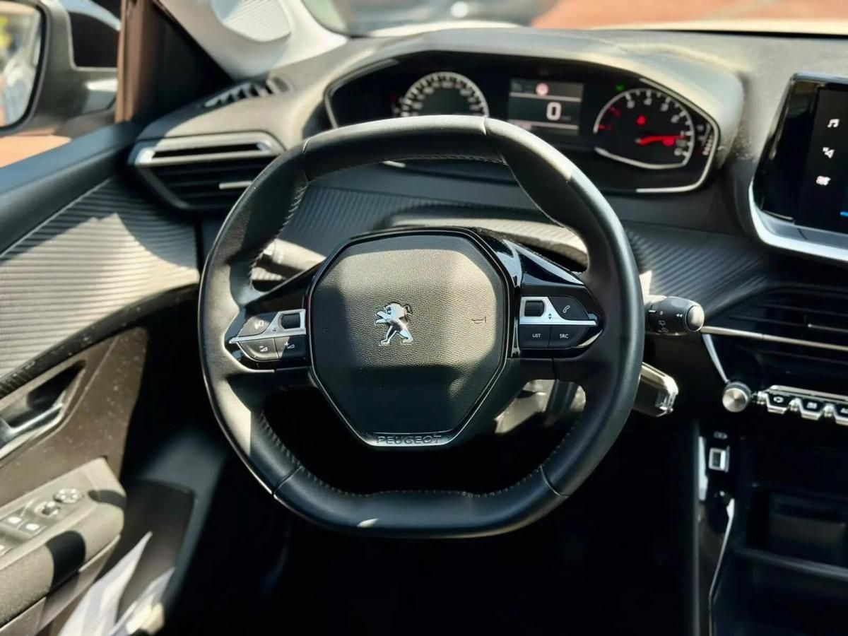 peugeot-208-2022-gasolina-1199cc
