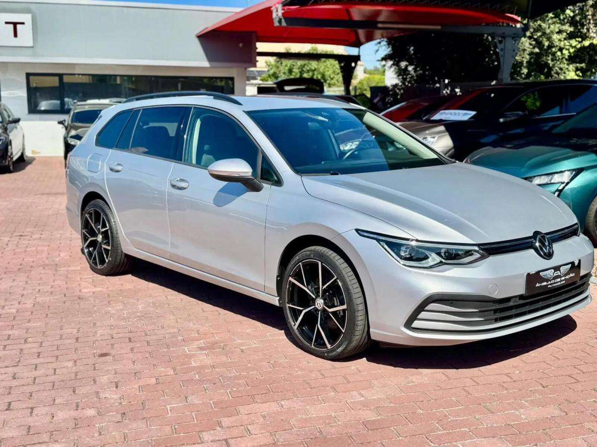 volkswagen-golf-variant-2022-diesel-1968cc