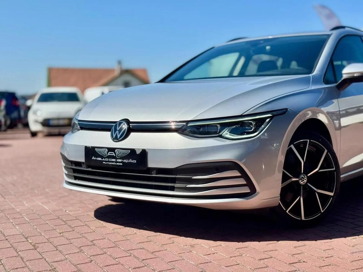 volkswagen-golf-variant-2022-diesel-1968cc