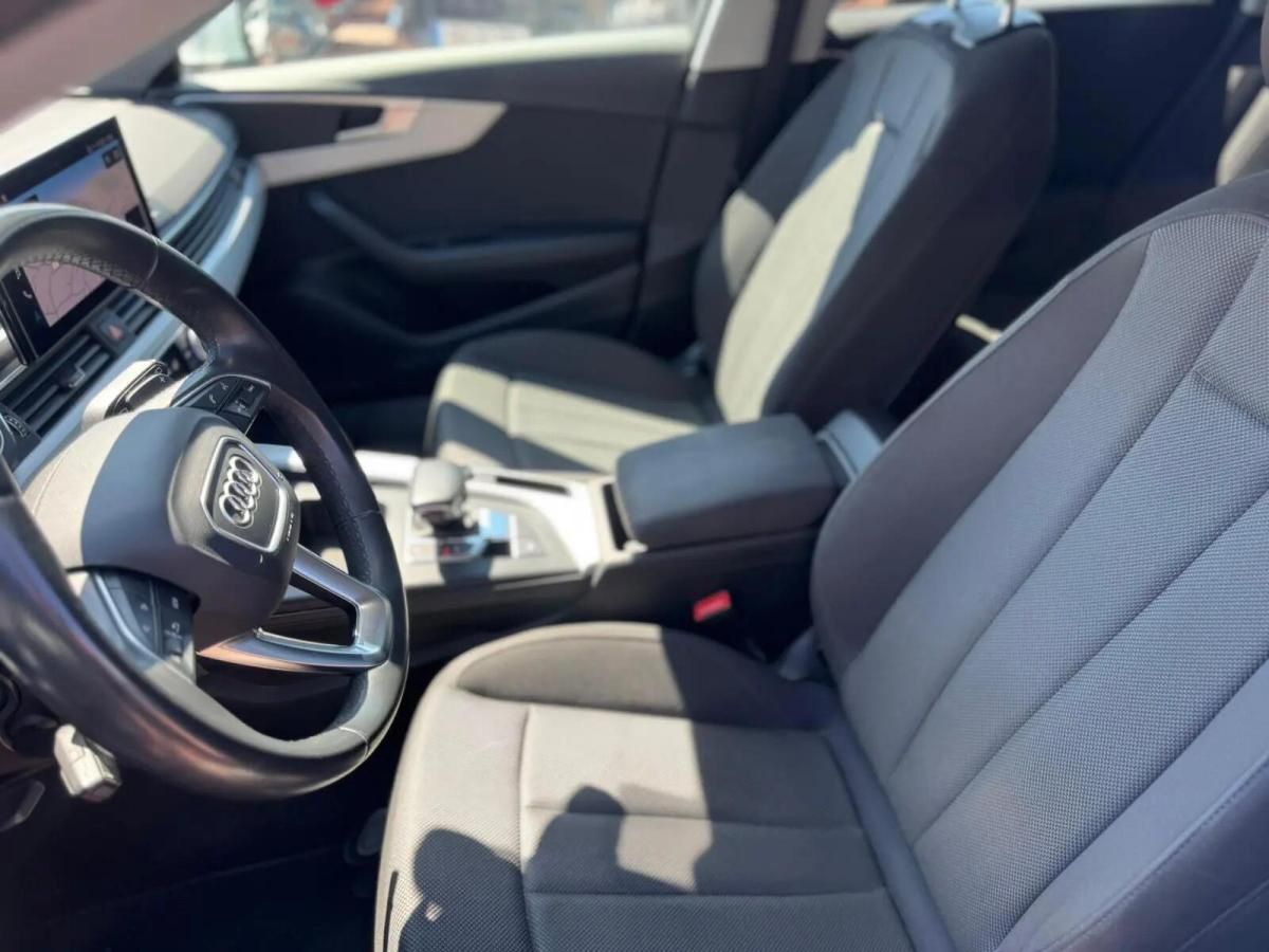 audi-a4-2021-diesel-1968cc