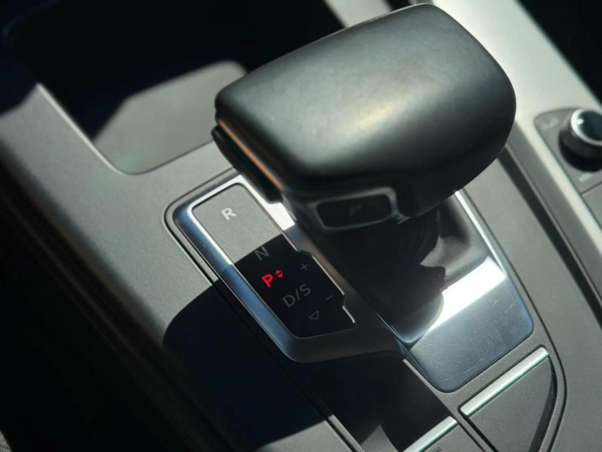 audi-a4-2021-diesel-1968cc