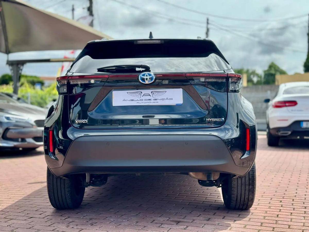 toyota-yaris-cross-2024-hibrido-a-gasolina-1490cc