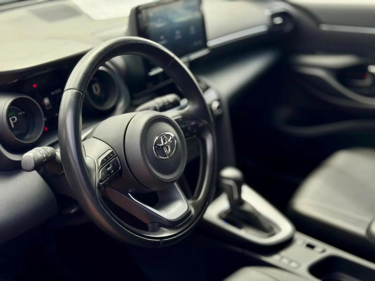 toyota-yaris-cross-2024-hibrido-a-gasolina-1490cc