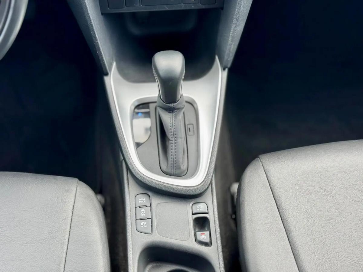 toyota-yaris-cross-2024-hibrido-a-gasolina-1490cc