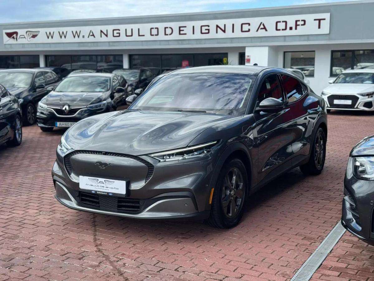 ford-mustang-mach-e-2021-eletrico-0cc