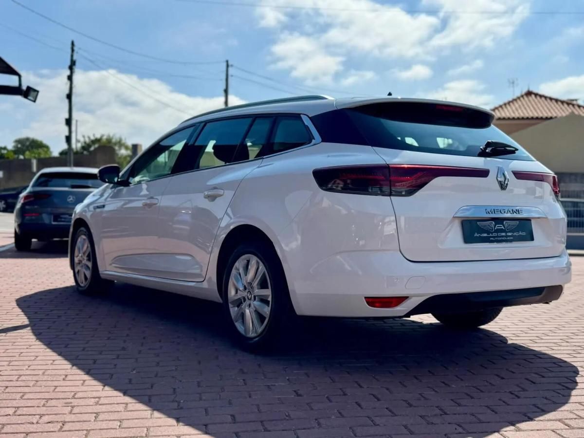 renault-megane-2022-diesel-1461cc