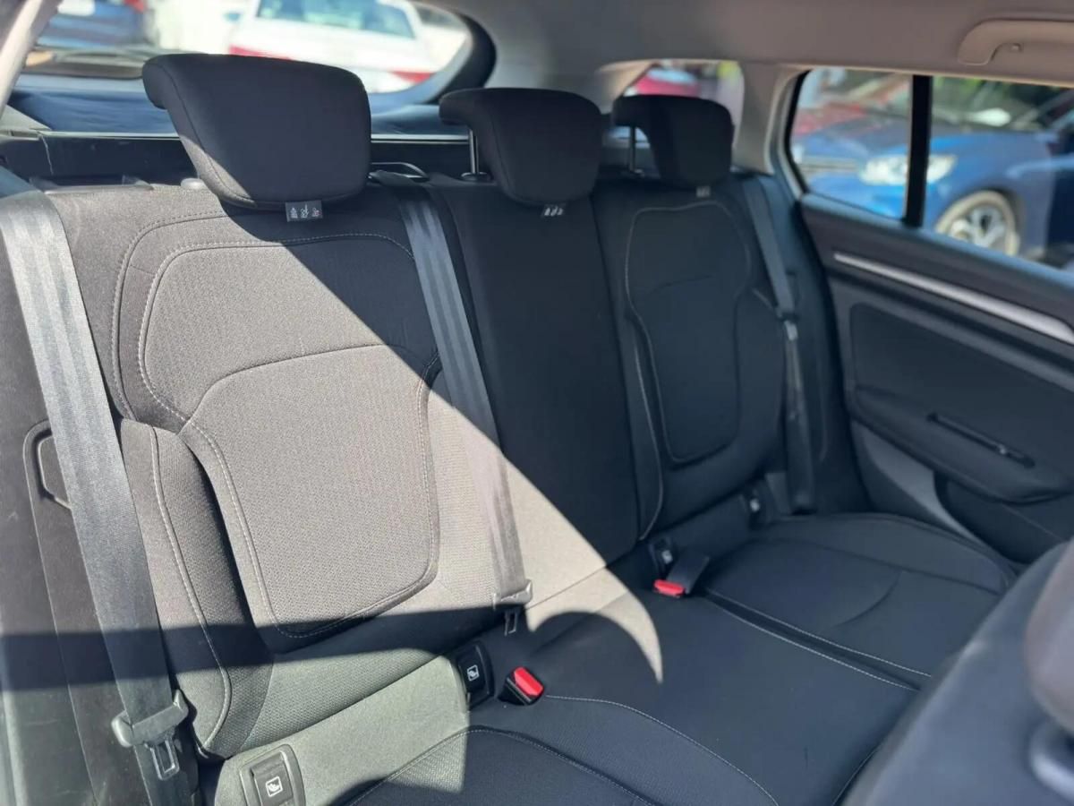 renault-megane-2022-diesel-1461cc