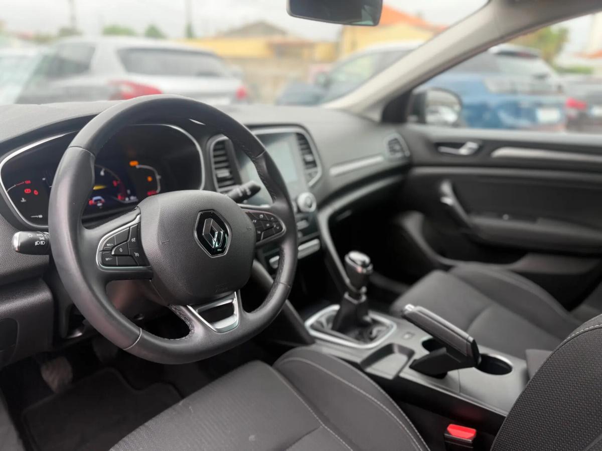 renault-megane-2021-diesel-1461cc