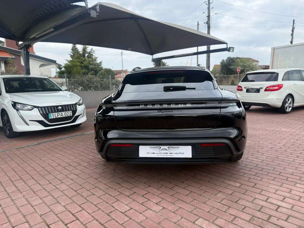 porsche-taycan-2023-eletrico-0cc