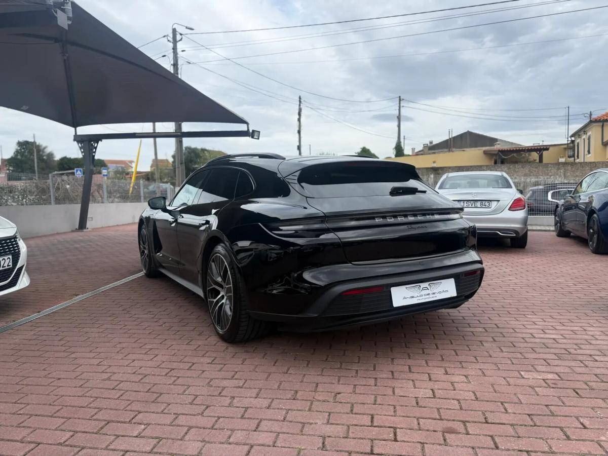 porsche-taycan-2023-eletrico-0cc