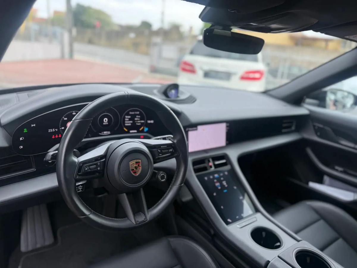 porsche-taycan-2023-eletrico-0cc