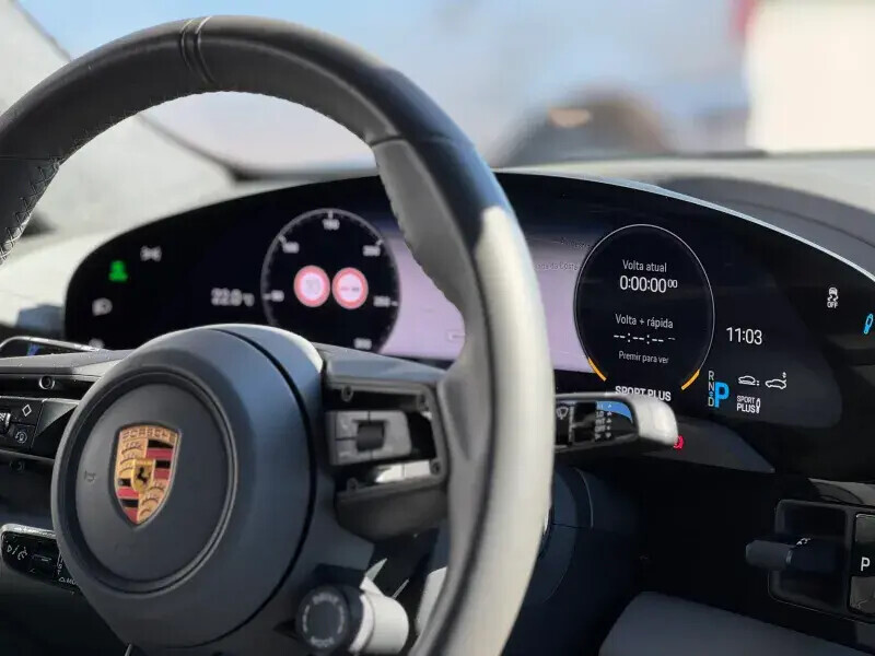 porsche-taycan-2020-eletrico-0cc