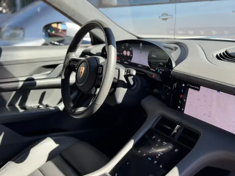 porsche-taycan-2020-eletrico-0cc