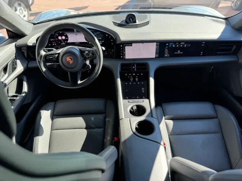 porsche-taycan-2020-eletrico-0cc