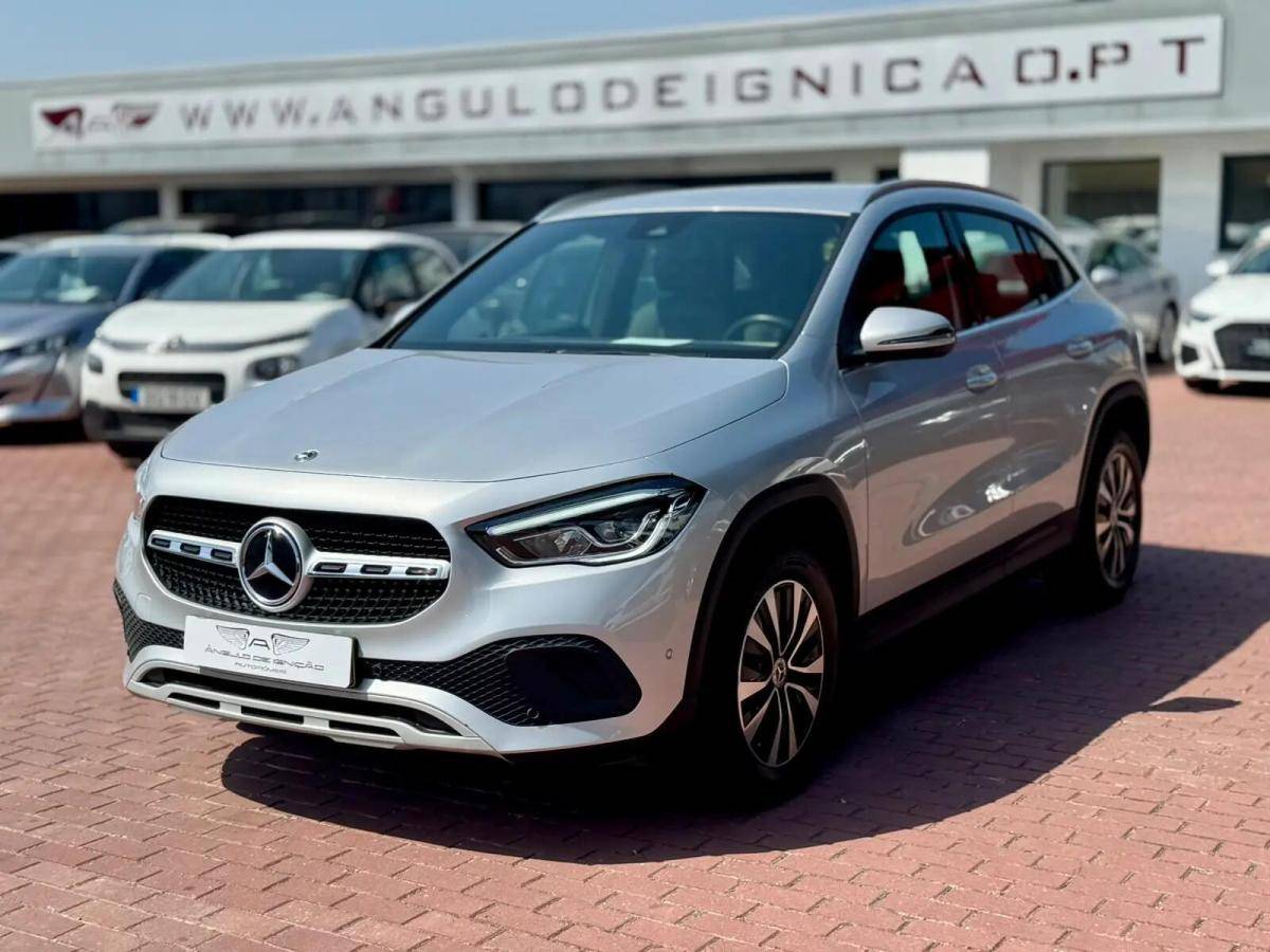 mercedes-benz-gla-200-4matic-2022-diesel-1950cc