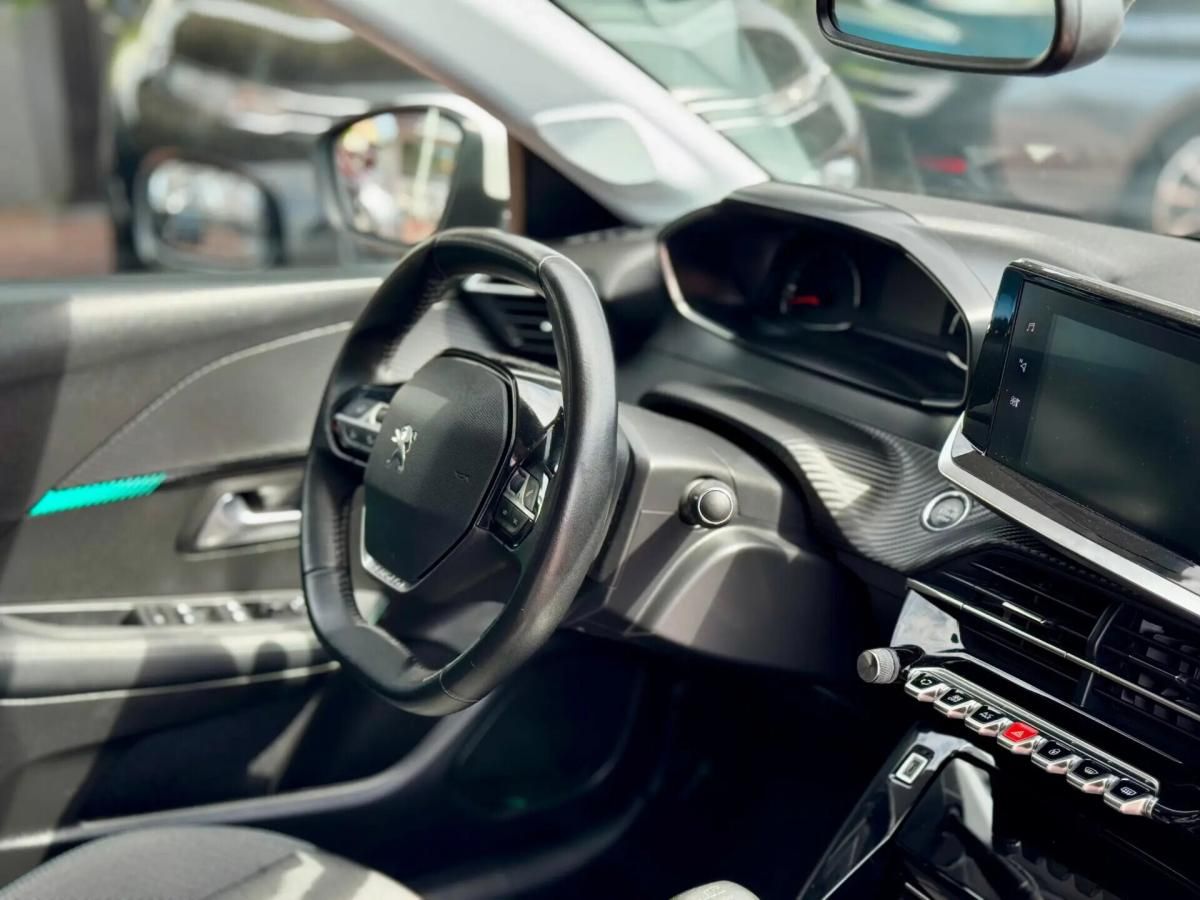 peugeot-208-2022-diesel-1499cc