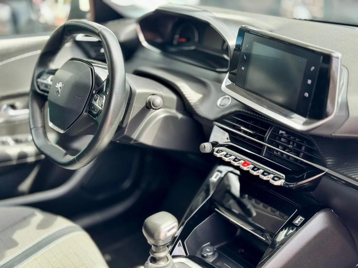 peugeot-208-2022-diesel-1499cc