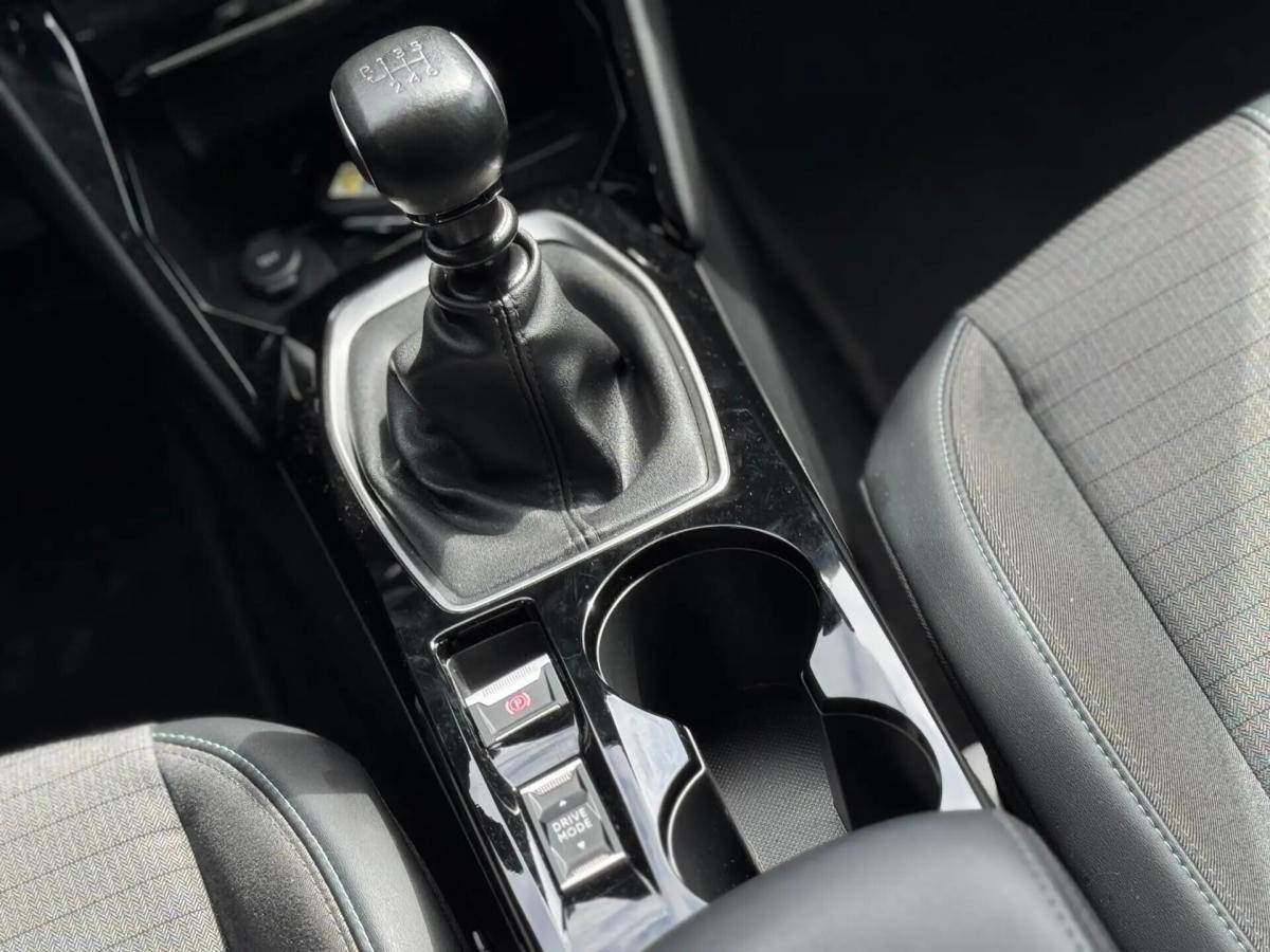 peugeot-208-2022-diesel-1499cc