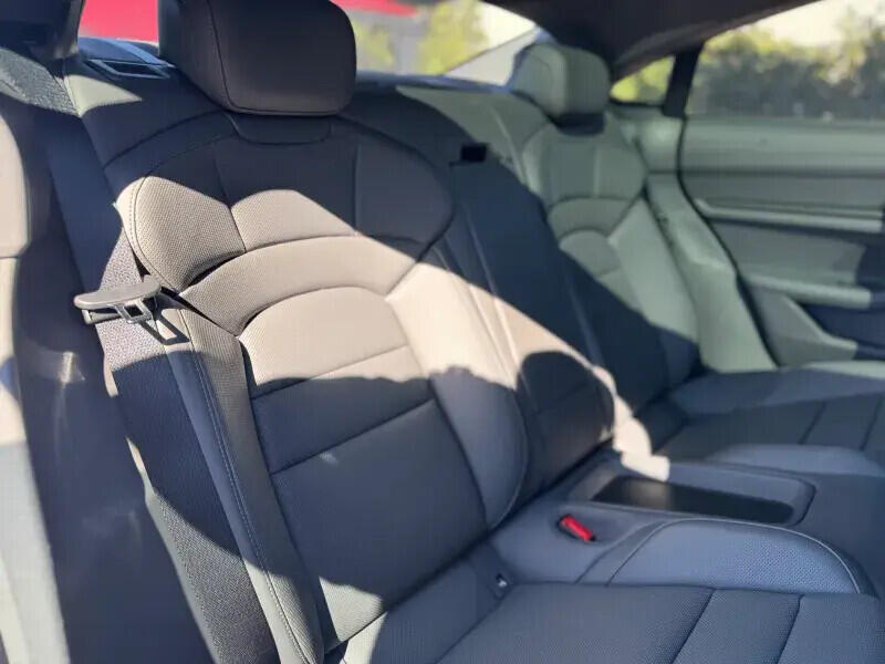porsche-taycan-2020-eletrico-0cc