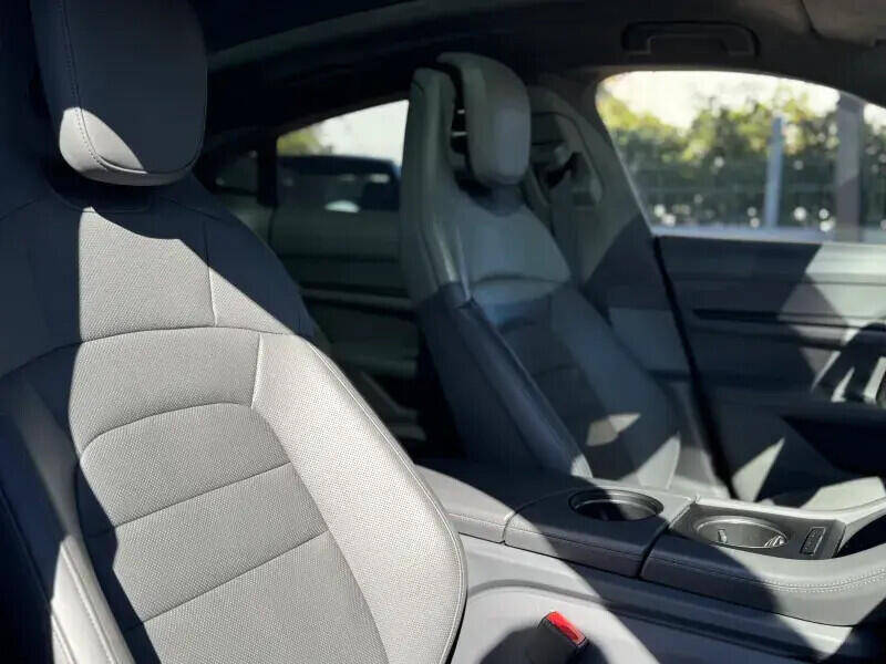 porsche-taycan-2020-eletrico-0cc