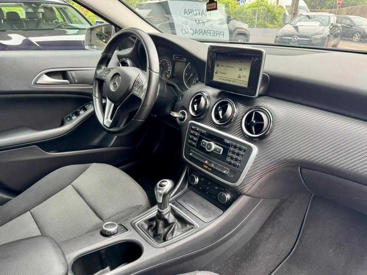 mercedes-benz-gla-180-d-2015-diesel-1461cc