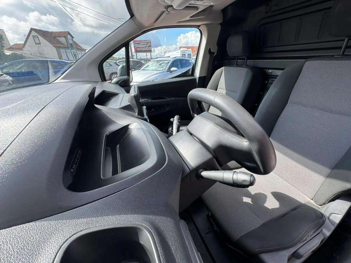 peugeot-partner-2019-diesel-1560cc