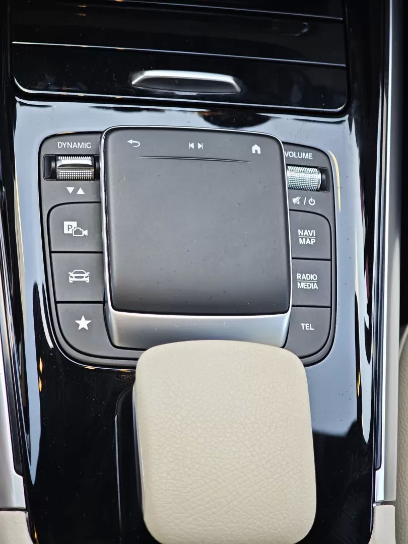 mercedes-benz-gla-2022-hibrido-1332cc