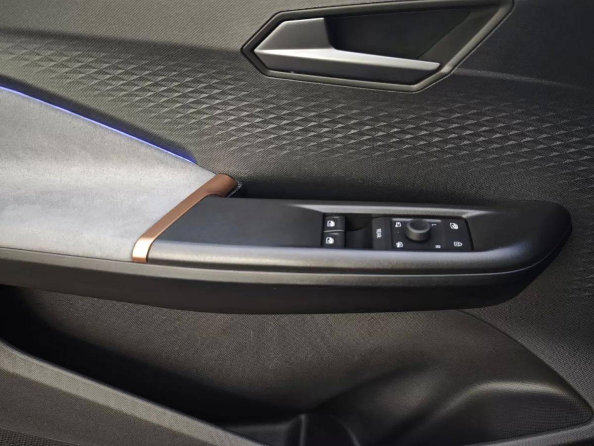cupra-born-2023-eletrico-0cc