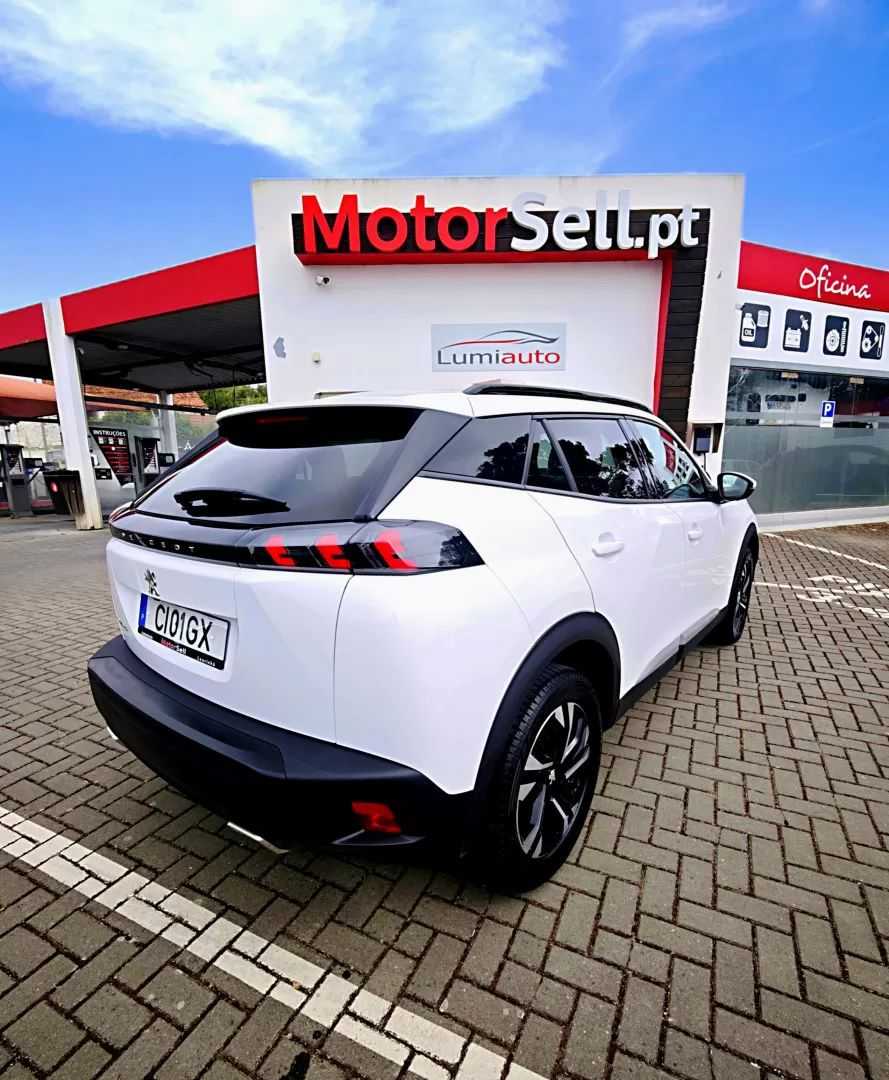 peugeot-2008-2022-gasolina-1199cc