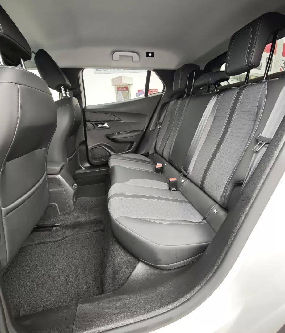 peugeot-2008-2022-gasolina-1199cc