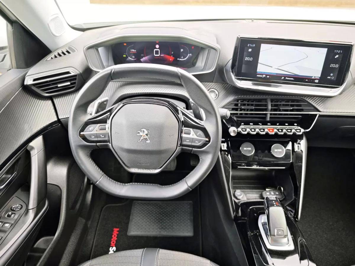 peugeot-2008-2022-gasolina-1199cc