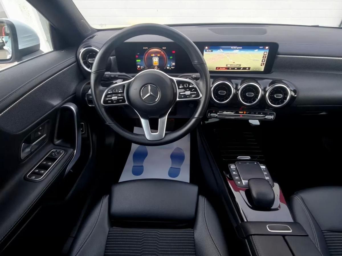 mercedes-benz-cla-2022-hibrido-1332cc