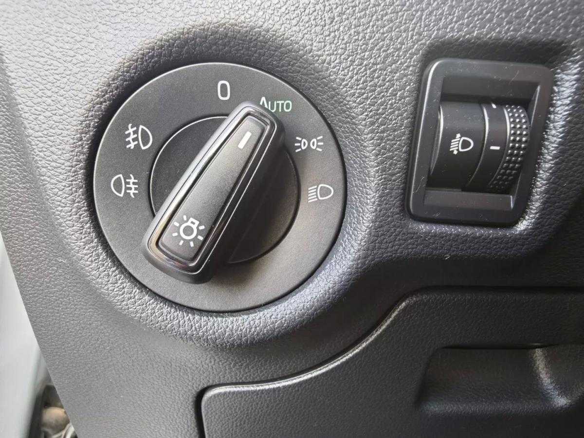 skoda-kamiq-2024-gasolina-999cc