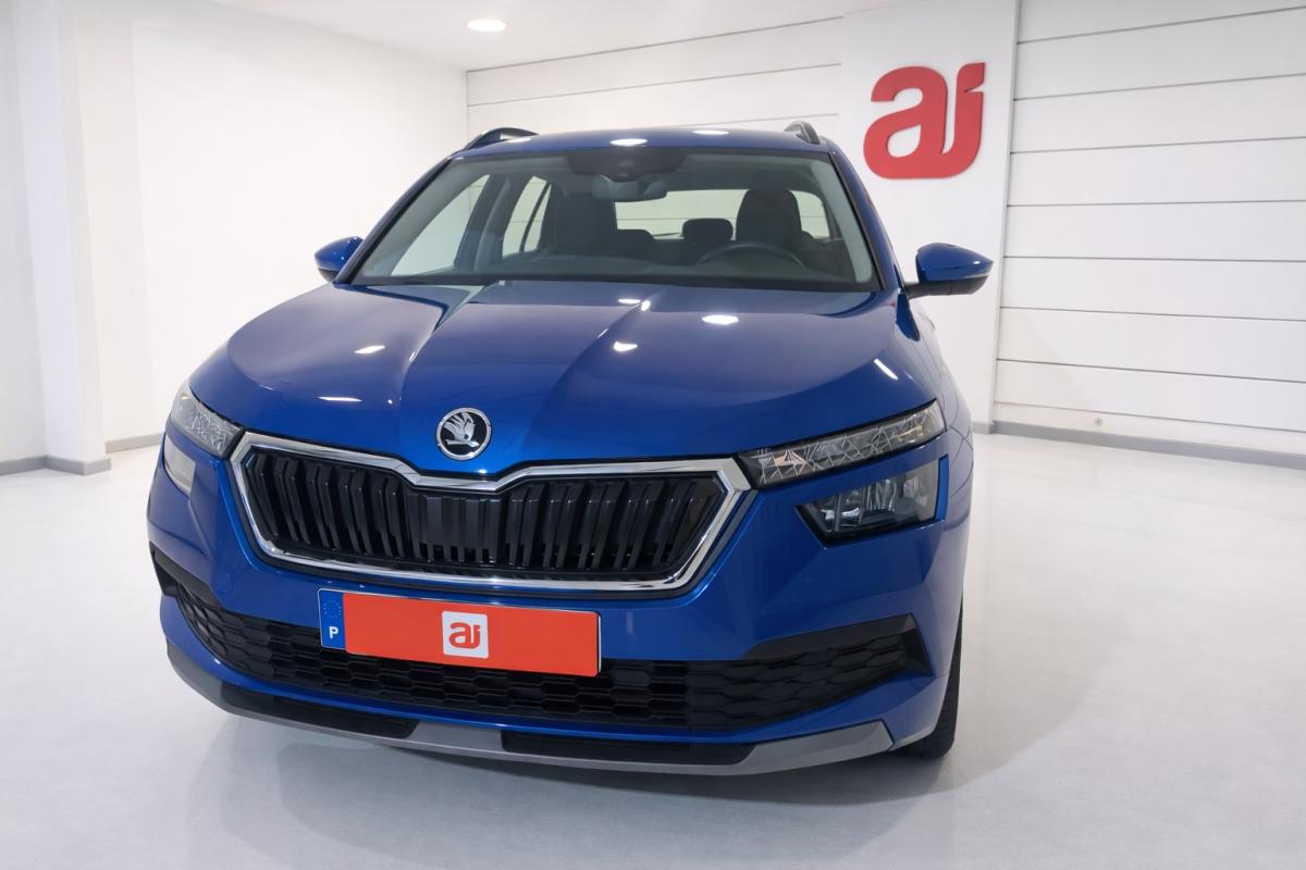 skoda-kamiq-2023-gasolina-999cc