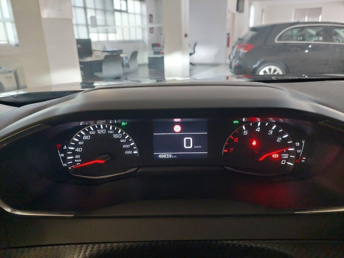 peugeot-2008-2019-gasolina-1199cc