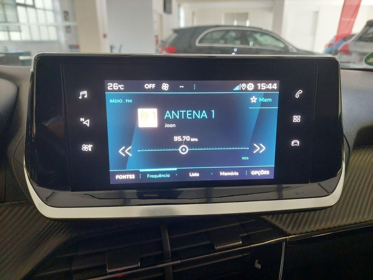peugeot-2008-2019-gasolina-1199cc